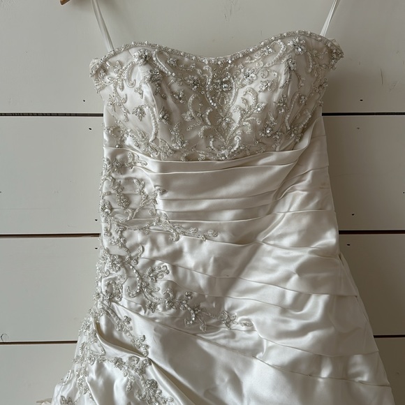 Ivory Beaded Wedding Dress - Picture 2 of 8